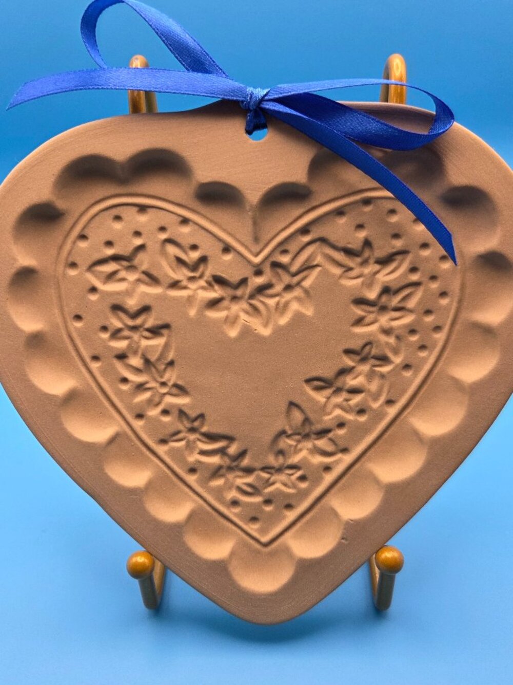 1996 Vintage Brown Bag Cookie Art Flower Heart Ceramic Mold (NWOT)
